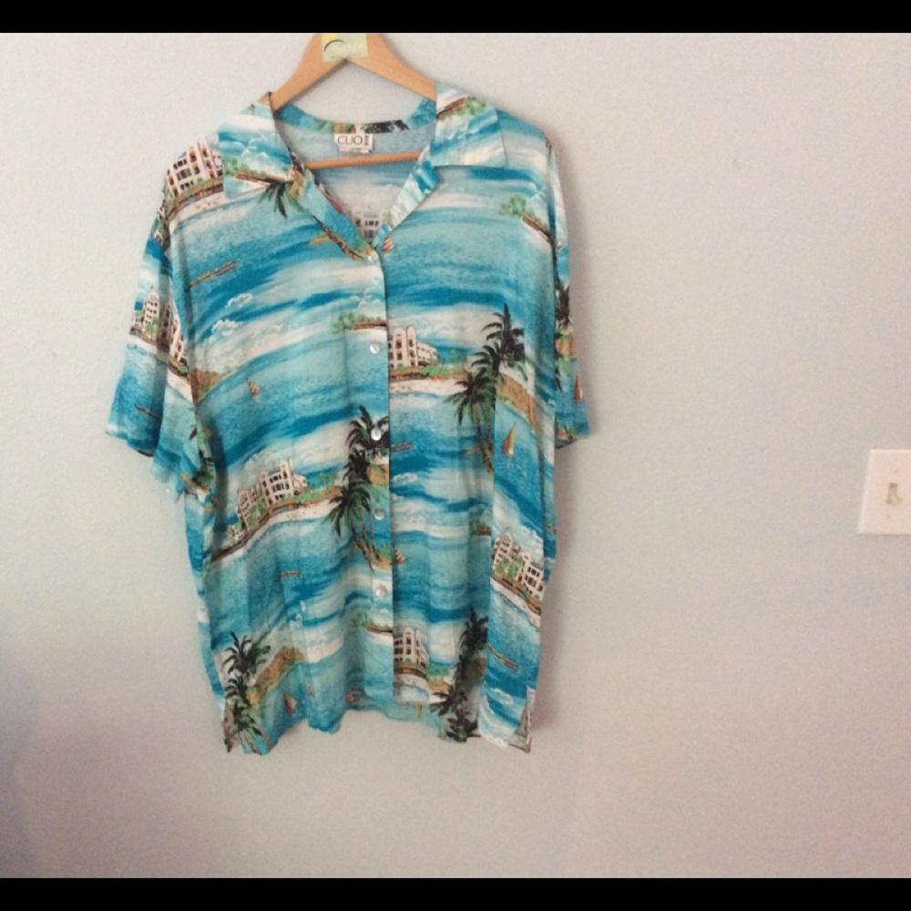 Vintage Hawaiian shirt